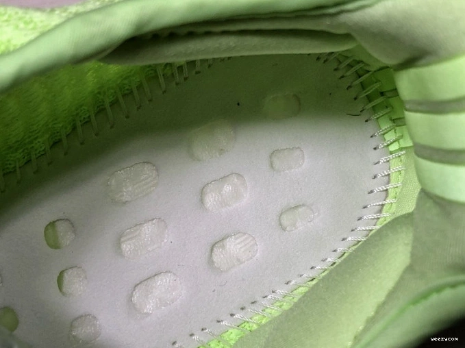 Glow Dark the in Yeezy 350 Boost Adidas EG5293 V2 0921